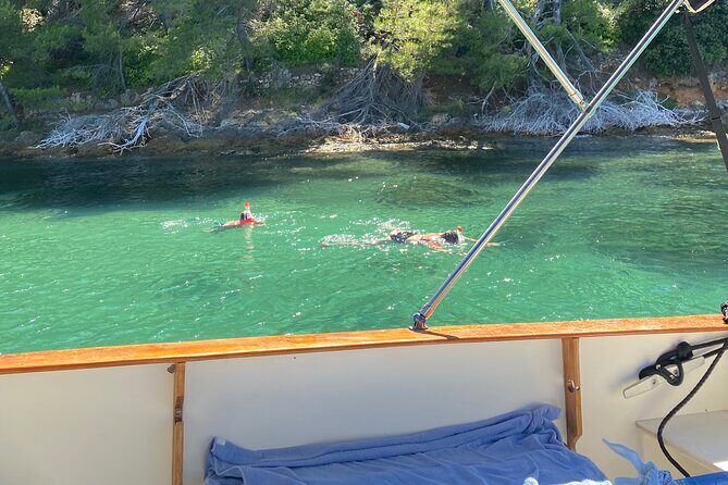 Experience Zadar Archipelago with private Antares sailing tour - Stop 3: Preko on Ugljan for beaches, coves, and island convenience