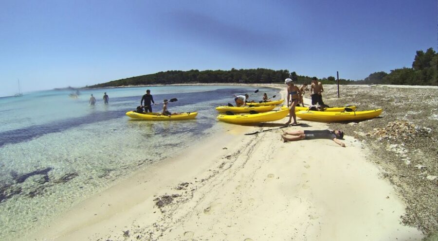 From Zadar: Full-Day kayak adventure in Dugi Otok - Pacing, group size, and why the guides matter