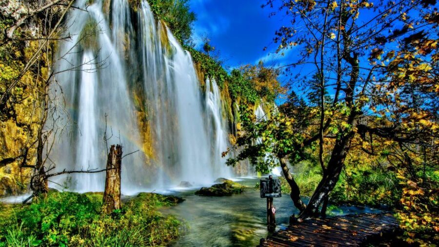 From Zadar: Plitvice Lakes National Park Tour - Lower Lakes, turquoise views, and the 78 m Great Waterfall
