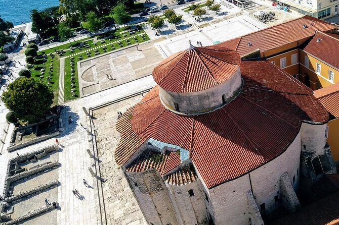 Group History Walking Tour in Zadar Old Town - Stop by Stop: What Each Major Sighting Adds to the Walk