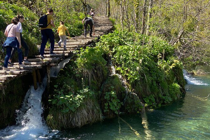 Plitvice private tour driver + guide up to 8 ppl from Zadar - How Your Guide Helps You See More Without Burning Time