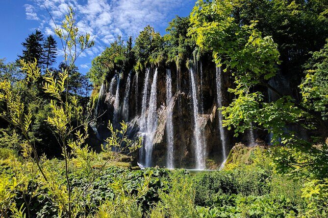 Private Full-Day Tour in Plitvice Lakes National Park from Zadar - Price and Value: What $698.25 Per Group Really Buys