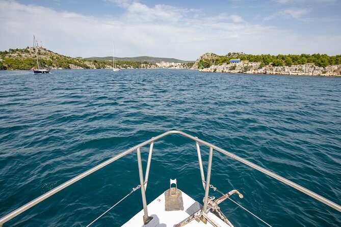 Private Gastro gourmet tour by Dot@ boat - Zdrelac Stop: First Swim and Snorkel Break Off the Crowds