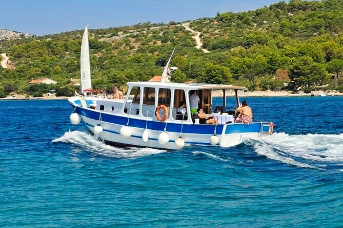Private Half Day Tour | Food & Drinks | Vrgada - Highlights in Plain Terms