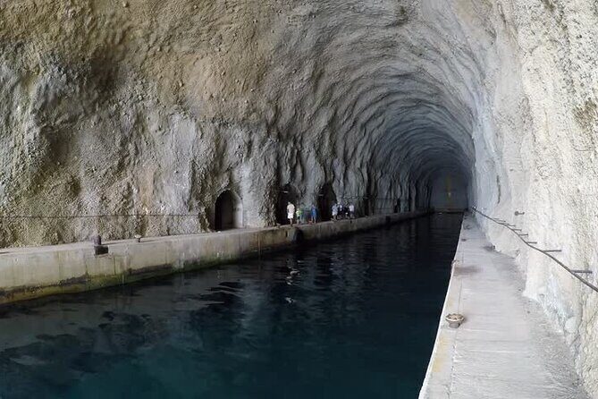 Private speedboat tour : Sakarun beach, Dugi otok, Golubinka Cave - Golubinka Cave and Long Island’s Dragon-Eye: Boat-Only Magic