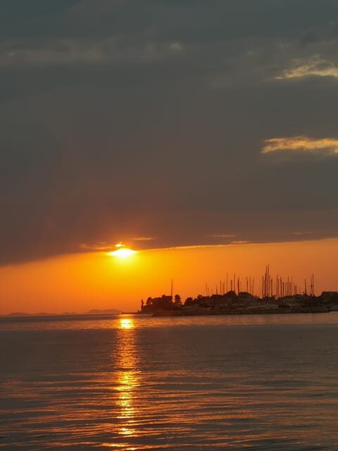 Romantic Sunset tour around Zadar with Drinks - The 75-minute sunset window: when to be ready to look up