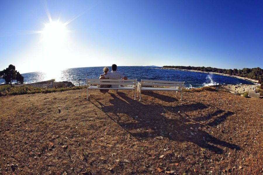 Sakarun Beach Full-Day Guided Tour from Zadar - Zadar to Dugi Otok by catamaran: the fun part starts fast