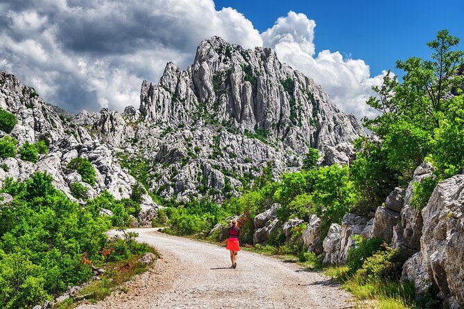 Scenic trip to mountains, caves and rivers in Zadar area - Key highlights to look for