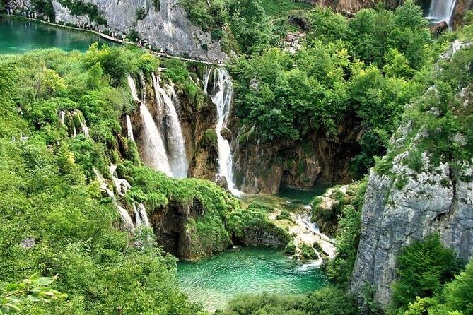 The natural park of Plitvice Lakes transportation, and return to Zadar - Quick highlights to look for