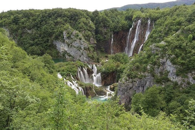 The natural park of Plitvice Lakes transportation, and return to Zadar - Inside Plitvice: the lakes-and-waterfalls loop that rewards planning