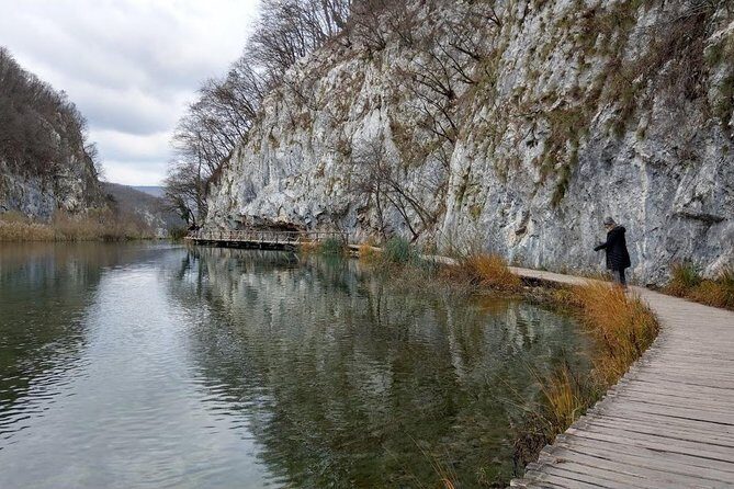 The natural park of Plitvice Lakes transportation, and return to Zadar - Budget and value: what you’re paying for (and what you still need to pay)