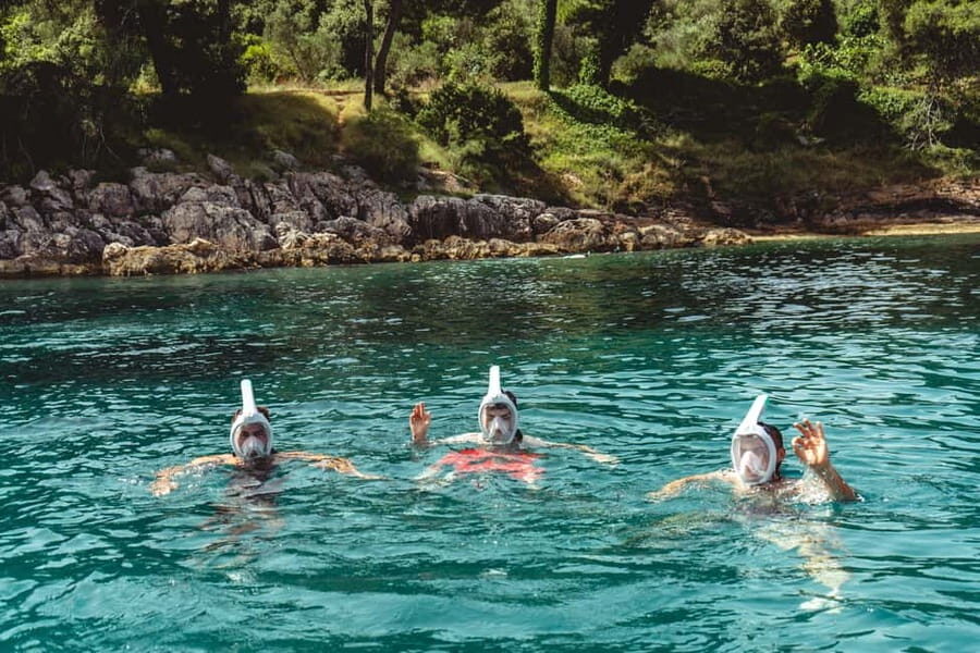 Zadar: 3 Islands Luxury Boat Tour with Aperol Spritz - Ošljak: calm swim water and a tiny island story