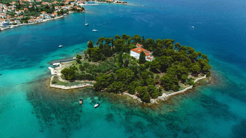 Zadar: 3 Islands Snorkeling Cruise with Prosecco - Foša Harbor check-in: easy start in Zadar’s Old Town