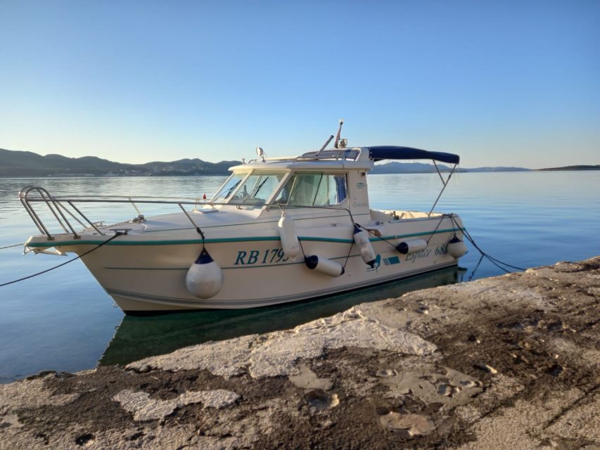 Zadar: Boat tour Half day -Private - Getting to the boat: Obala kneza Branimira 27 (and where to look)