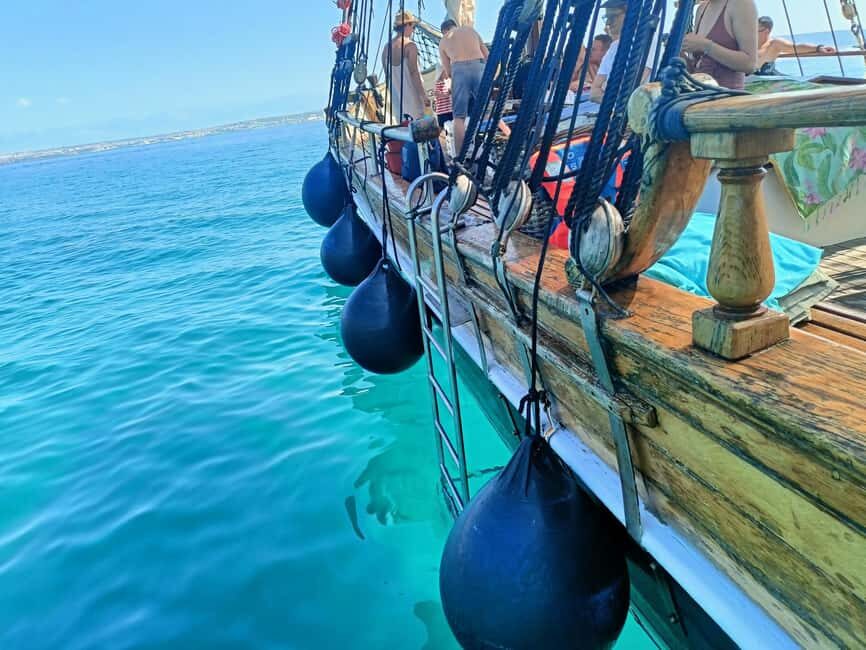 Zadar: Boat Tour with Unlimited Wine & 3 Stops - Snorkeling, jumping, and what to pack so you stay comfortable