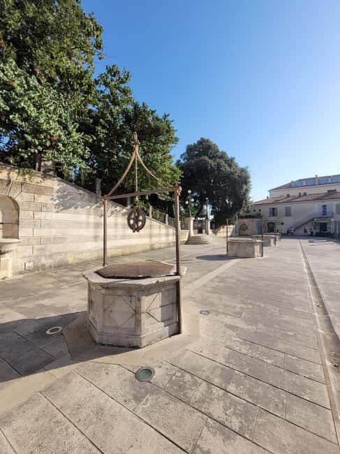 Zadar: City Highlights Walking Tour in Polish - Key things I’d plan around on this Zadar evening walk