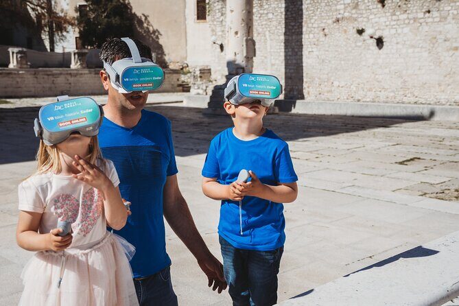 Zadar Guided Tour with Virtual Reality Experience - Paseo Maritimo and the old market: WWII’s impact along the waterfront