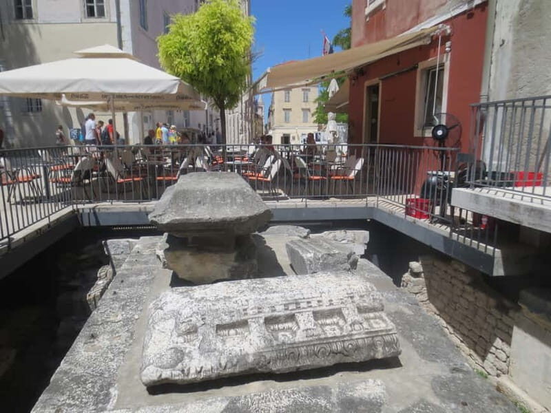Zadar: Guided Walking Tour - English local guides with real personality