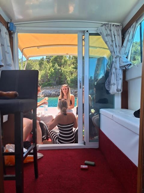 Zadar: Half-Day Island-Hopping and Lagoons Cruise with Fruit - Snorkeling and underwater gear: easy gear access, no big learning curve