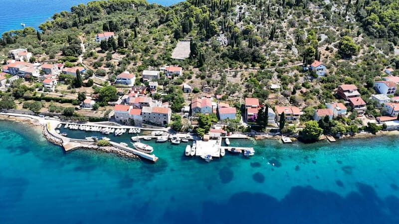 Zadar: Half-day trip wooden boat with drinks - ALL INCLUSIVE - Starting at Obala kneza Branimira: find the INA pier fast