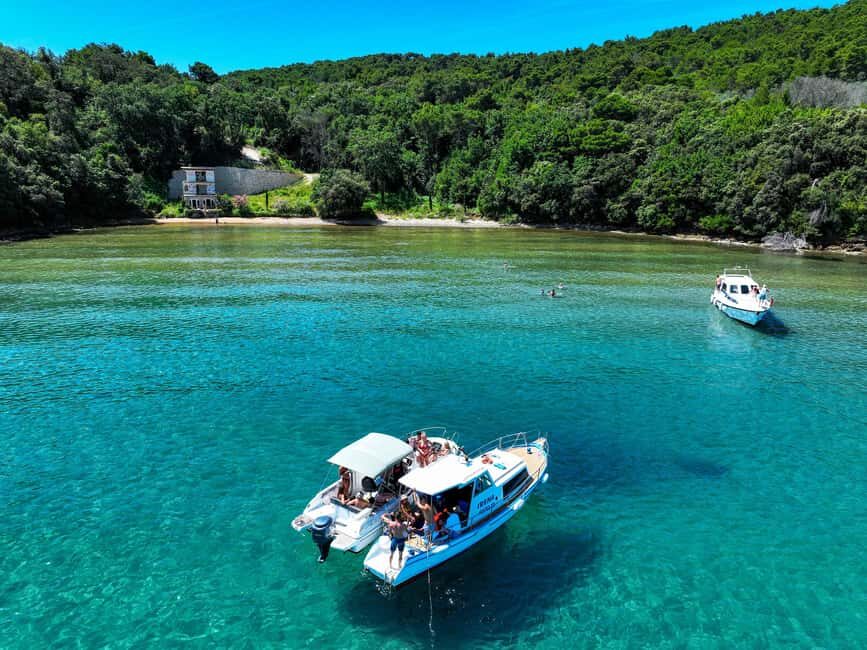 Zadar: Island Hopping Half-day Boat Tour with Snorkeling - Stop 1 at Ošljak: the smallest inhabited island stop
