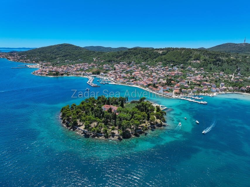 Zadar: Island Hopping Speedboat Adventure with Aperol Spritz - Stop 1: the anchored swim + snorkeling time that sets the tone