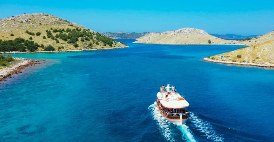 Zadar: Kornati Boat Trip with Lunch and Swim Stops - Telašćica Nature Park: Lake Mir and cliffs you can actually reach