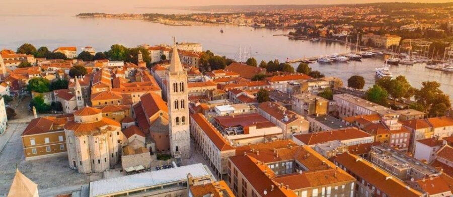 Zadar: Old Town Highlights Guided Walking Tour - Roman Forum to Captain Tower: Seeing Power in Layers