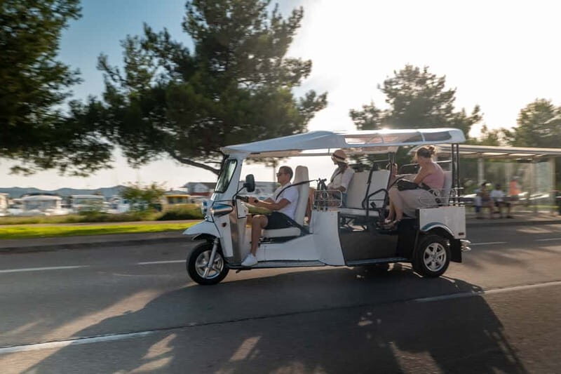 Zadar: Panorama Eco Tuk Tuk Tour - Getting There: Finding the White Electric Tuk-Tuk