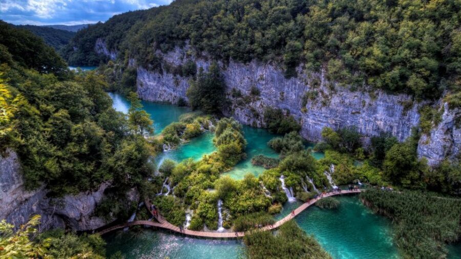 Zadar: Plitvice Lakes Guided Day Tour with Tickets - Zadar Old Town at 6:00 PM: a guided finish worth joining