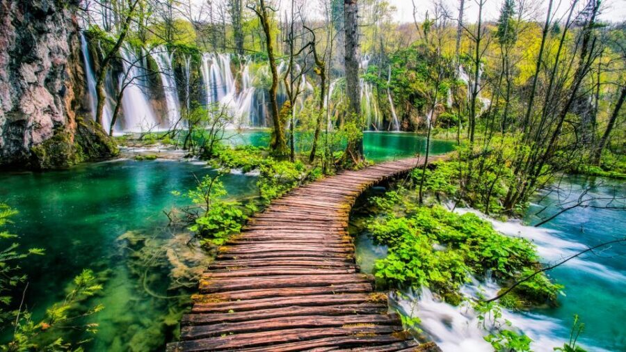 Zadar: Plitvice Lakes with Boat Ride and Zadar Old Town Tour - Practical tips: what to pack and how to make the day smoother
