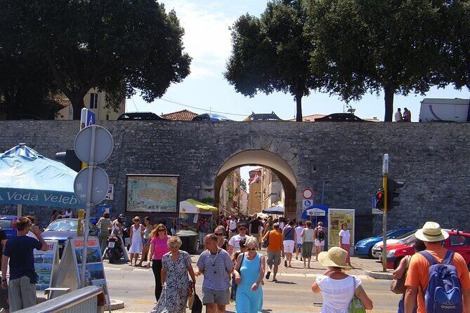 Zadar Private Walking Tour With A Professional Guide - Customizing the day: ask your guide for your kind of Zadar