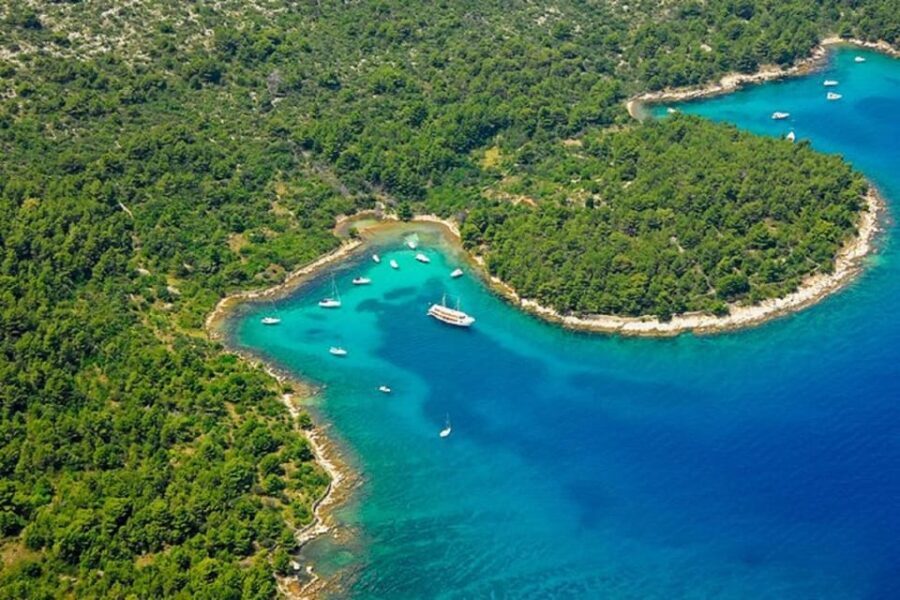 Zadar: RIB boat Tour to Hidden Bays with Snorkeling & Drinks - Key things to know before you go