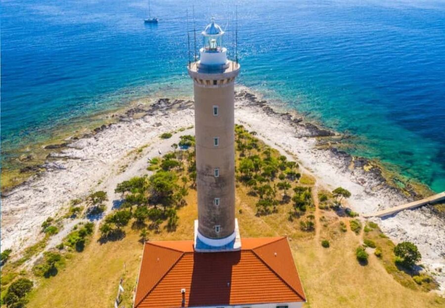Zadar: Speedboat tour Best of 4 Islands 6 Stops with Lunch! - Price and value: is $125 fair for 4 islands and lunch?
