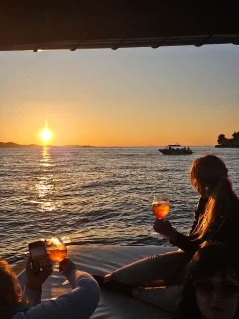 Zadar: Sunset Boat Tour with Aperol Spritz - Should You Book This Zadar Sunset Boat Tour?