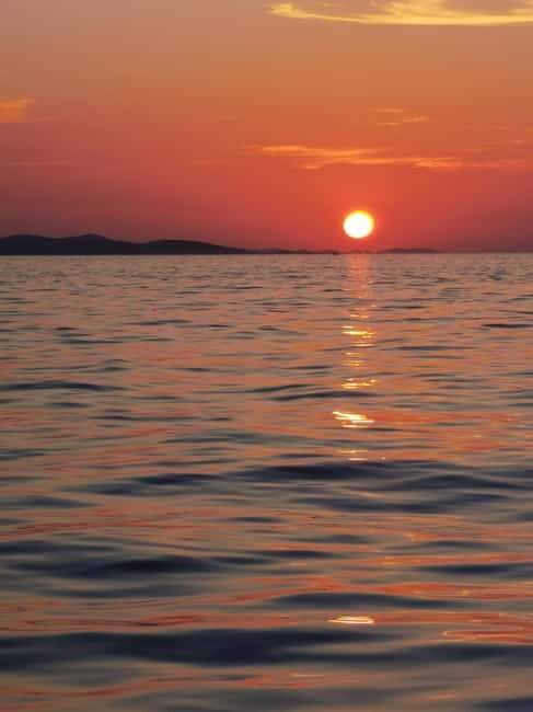 Zadar: Sunset boat tour with champagne - Finding the pier near Obala kneza Branimira (INA gas station)