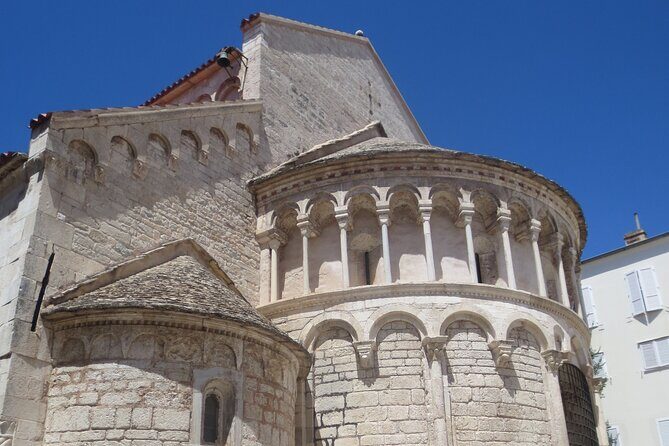 Zadar Walking Tour sponsored by Gligora Cheese and deli. - People’s Square (Narodni trg): from medieval civic life to Venetian-era stone