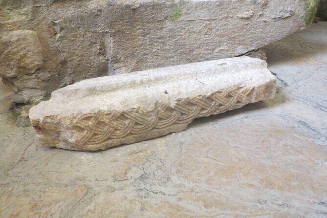 Zadar Walking Tour sponsored by Gligora Cheese and deli. - St. Chrysogonus (St. Krševan): Romanesque church, abbey leftovers, and a royal secret